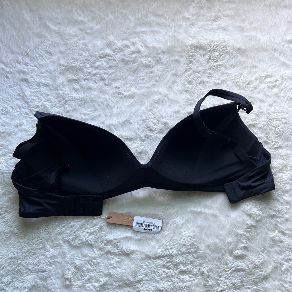 SKIMS Wireless Form Maternity T-Shirt Demi Nursing Bra Onyx Black Size 34DDD NEW - Picture 4 of 11